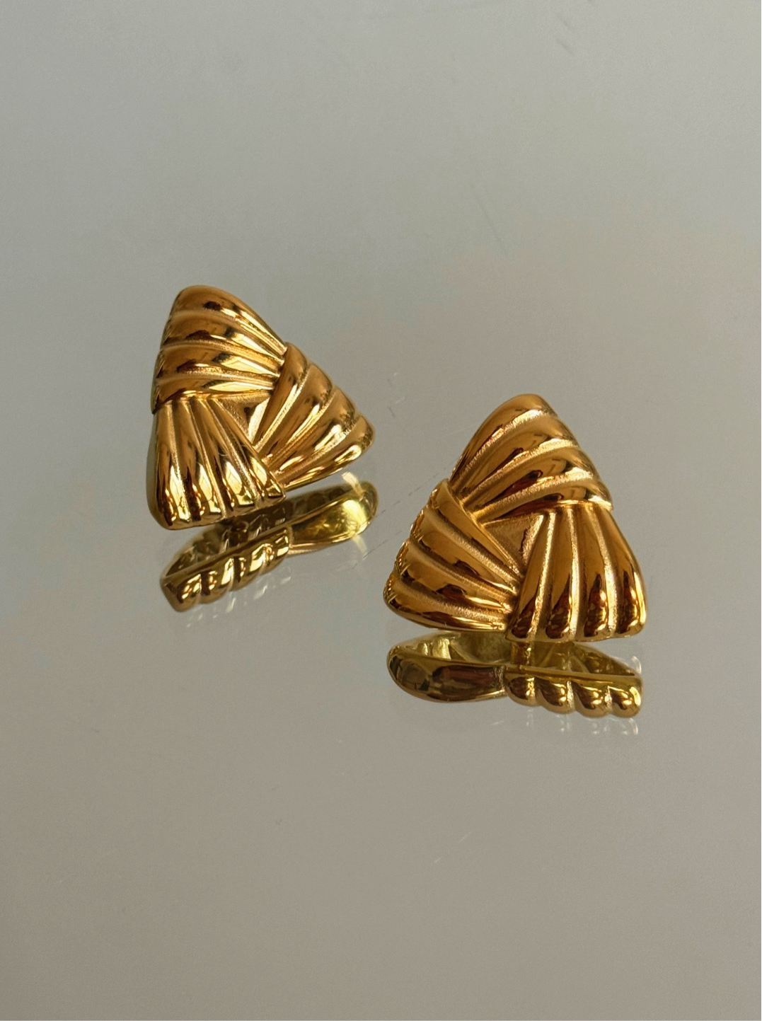 أقراط ميلفاي