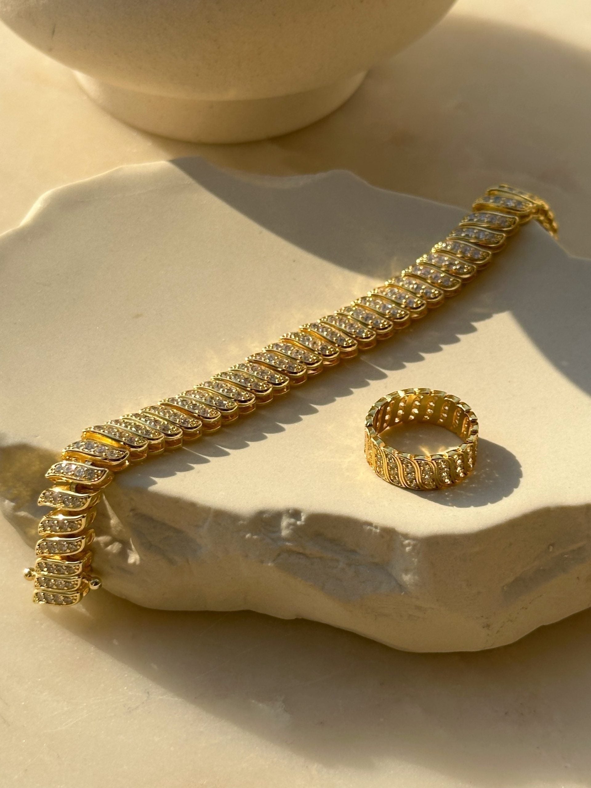 Samar Gold Bracelet