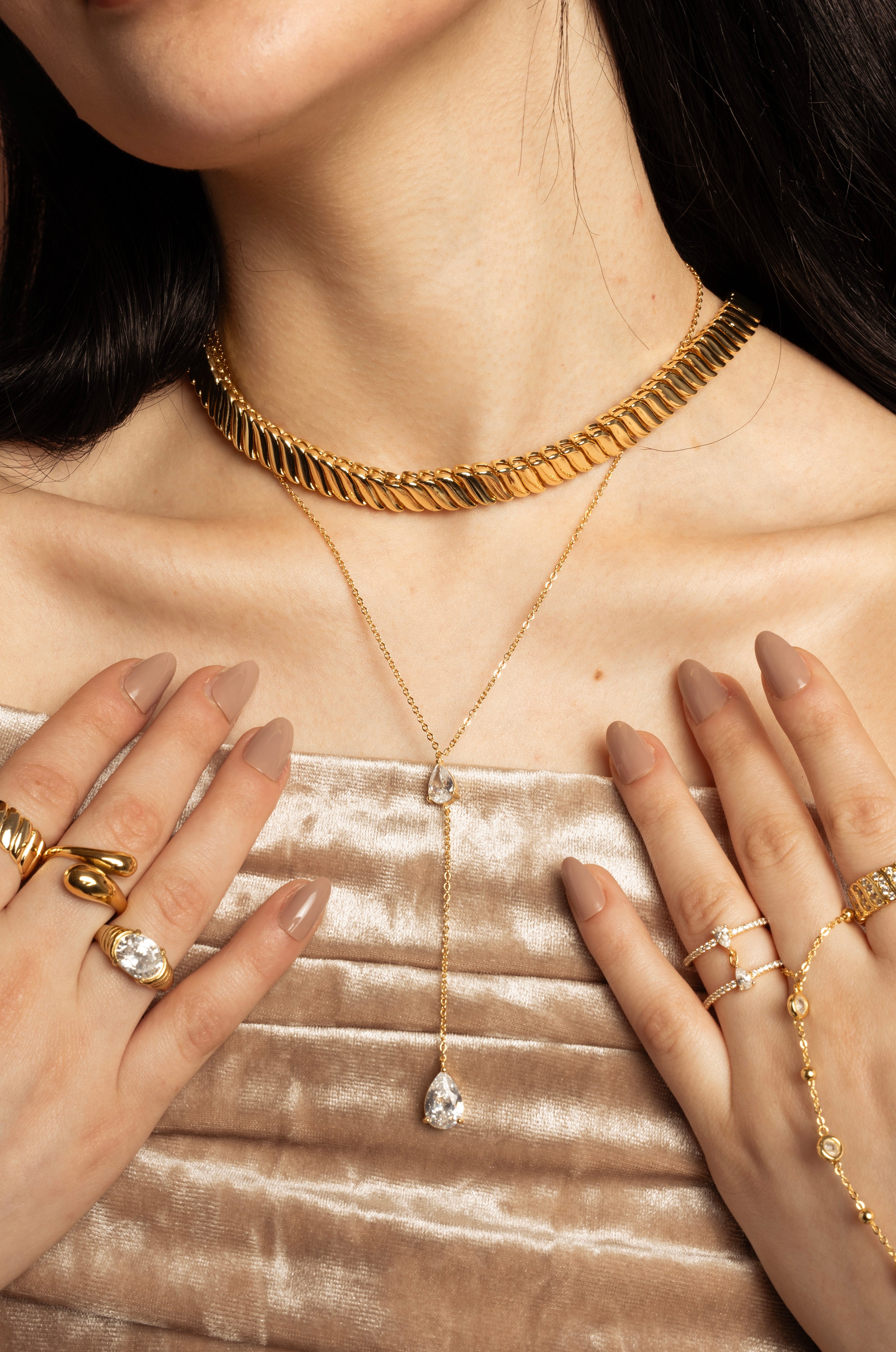 Alice Necklace