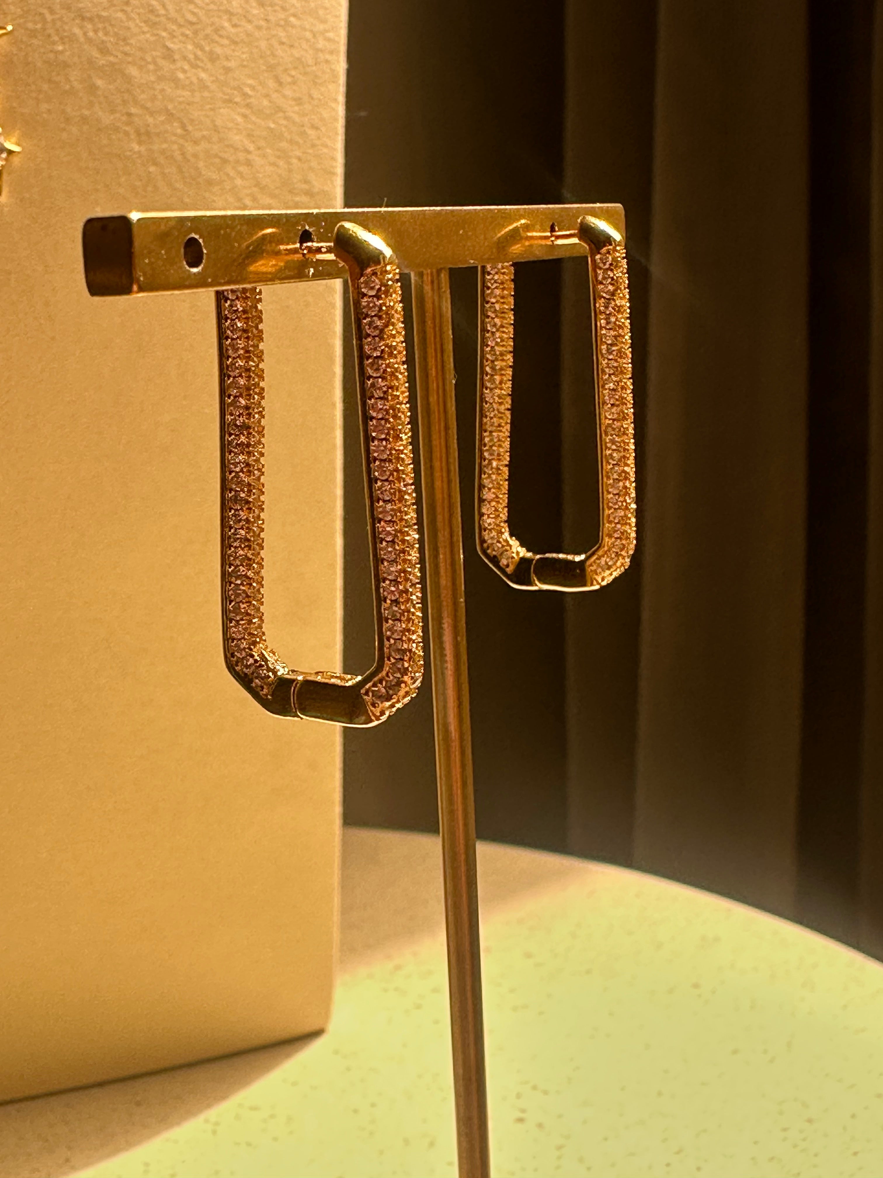 Lumiére gold earrings