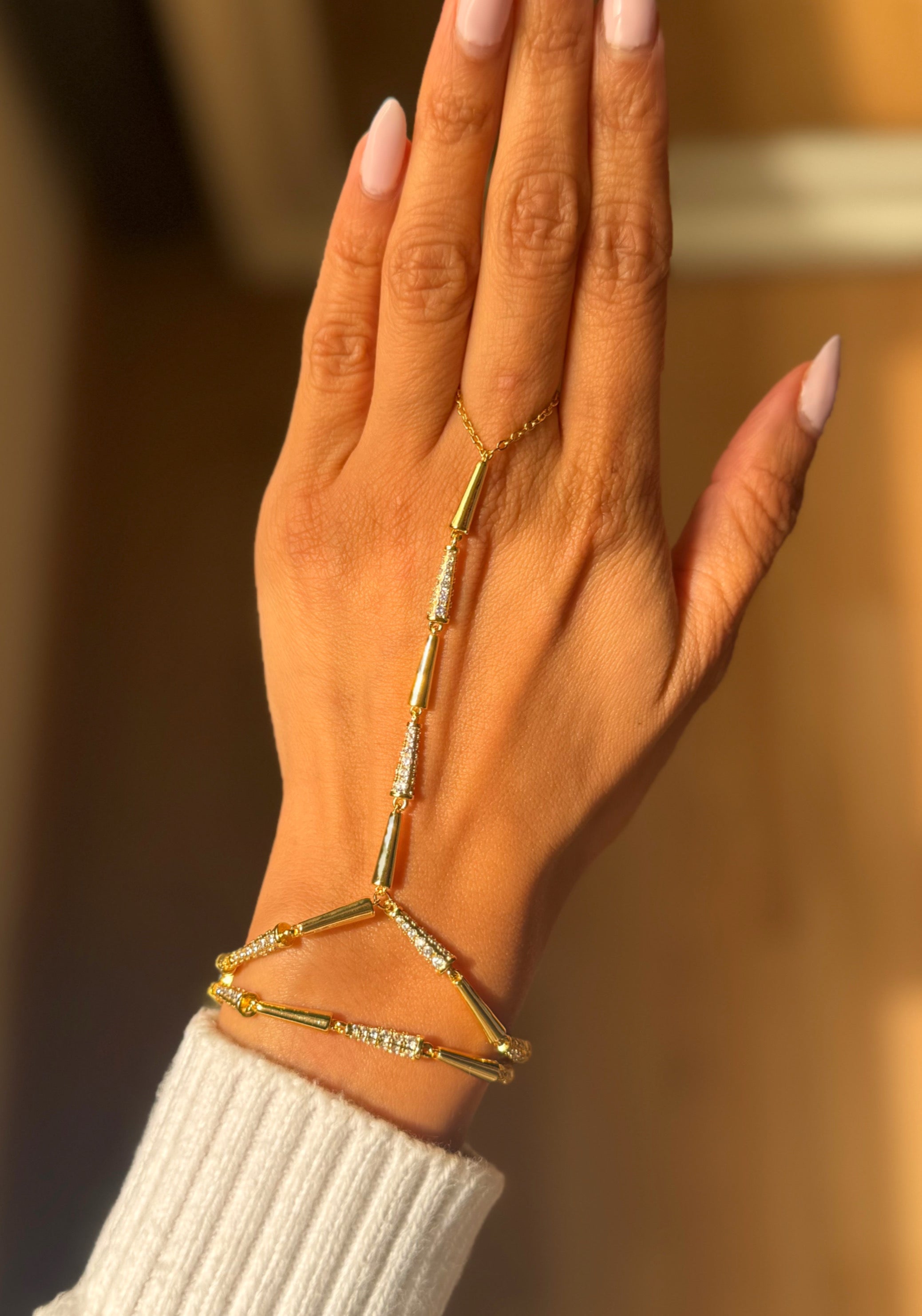 Amalfi hand chain