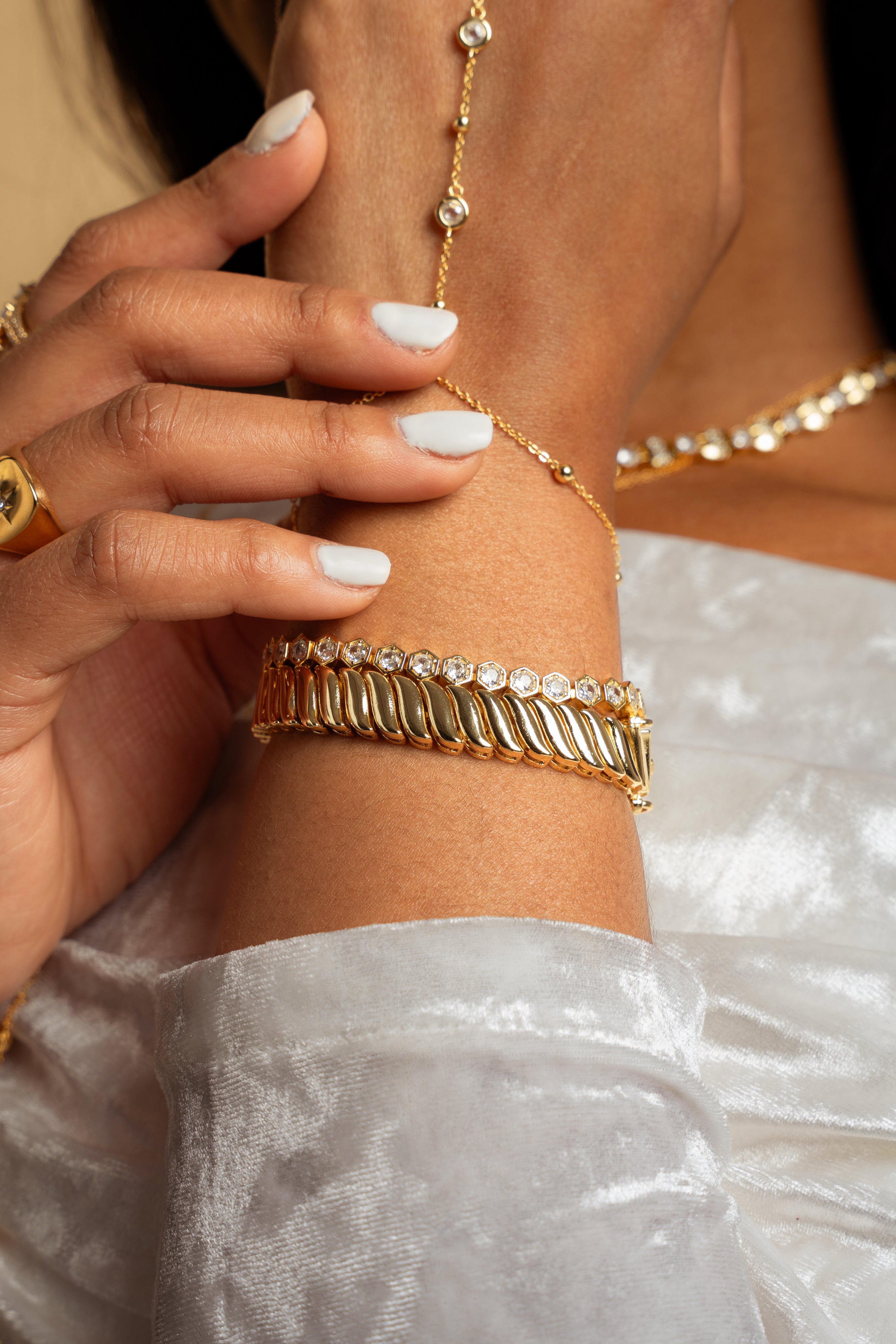 Alice Bracelet