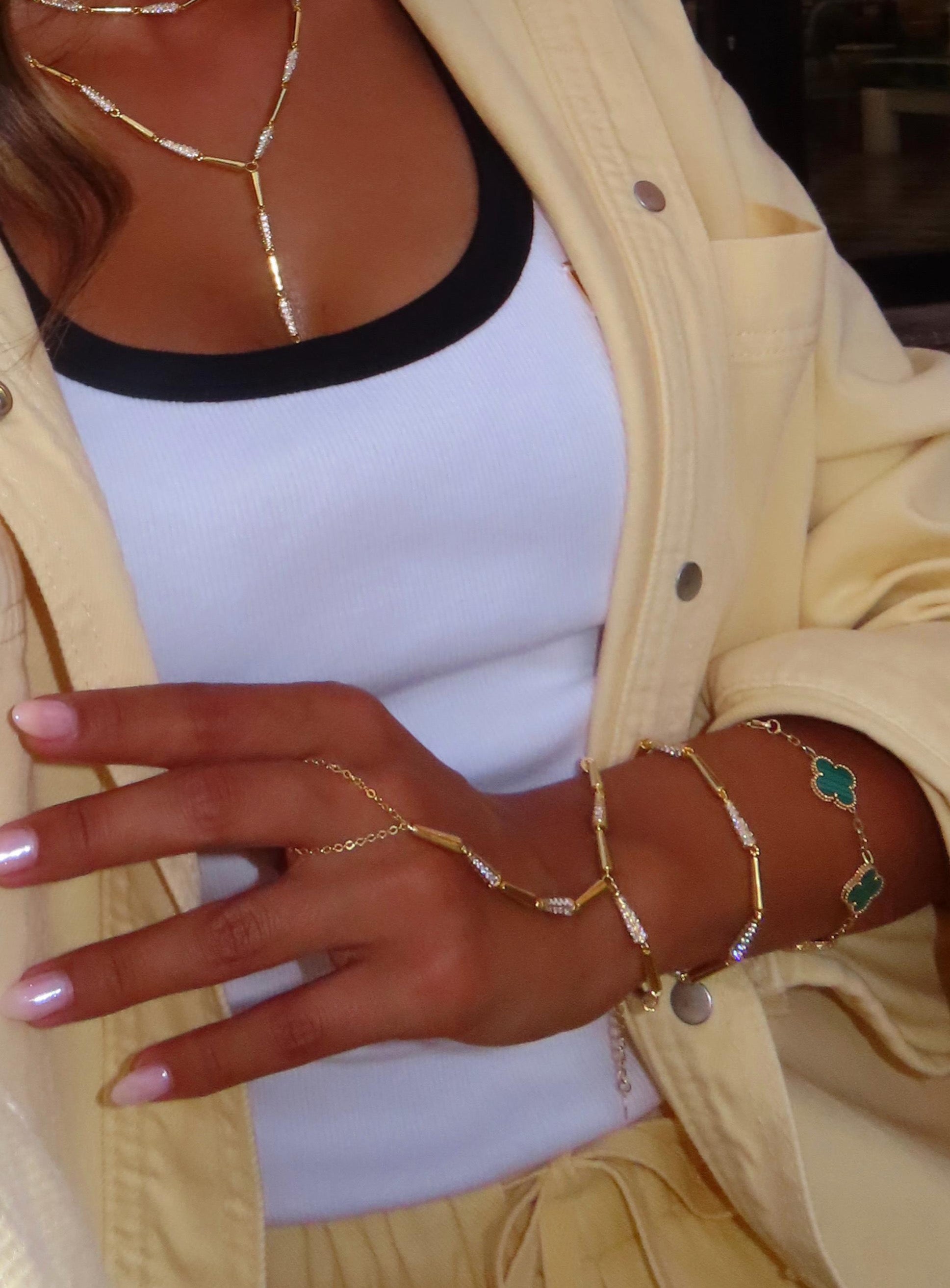 Amalfi hand chain