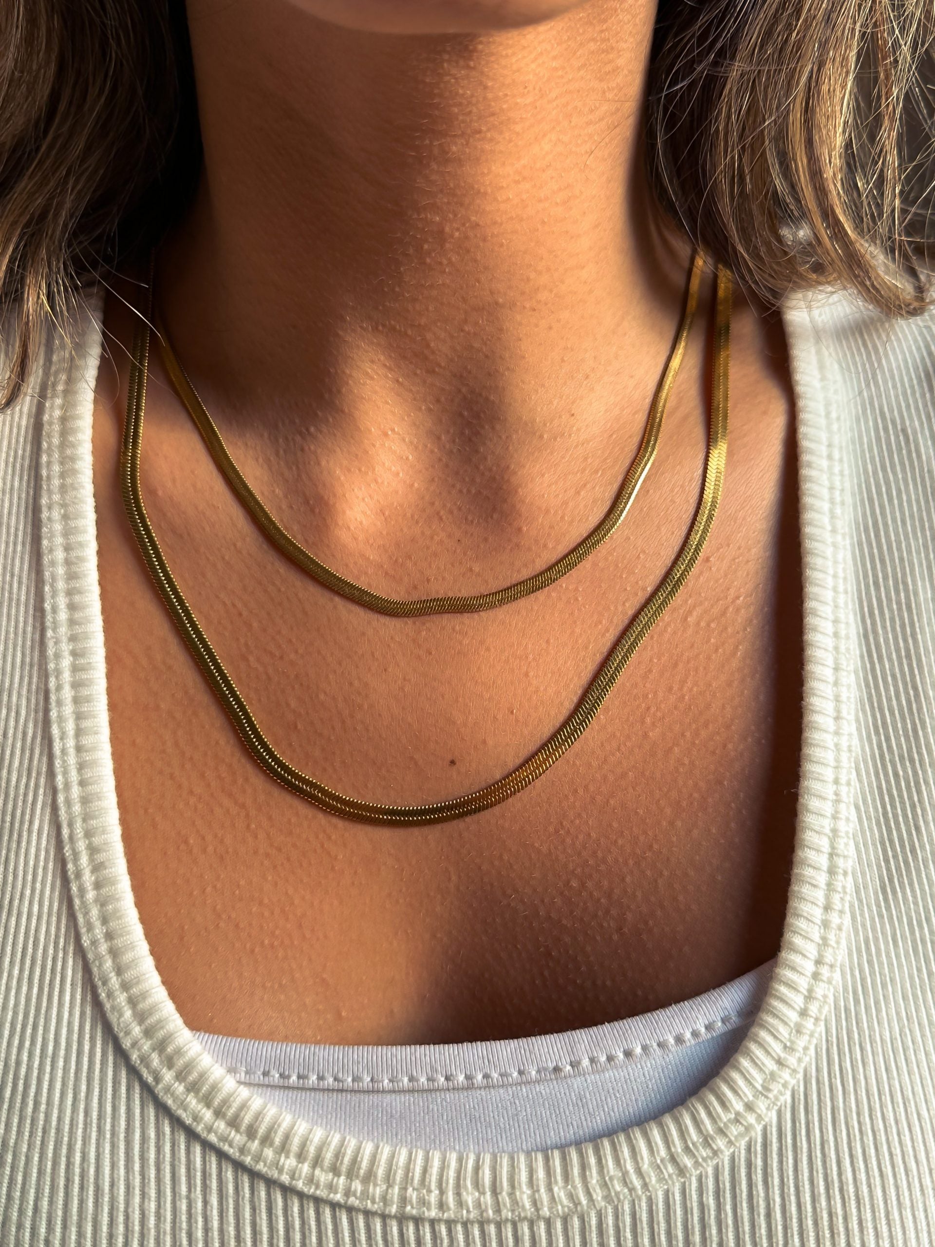 Anna snake necklace