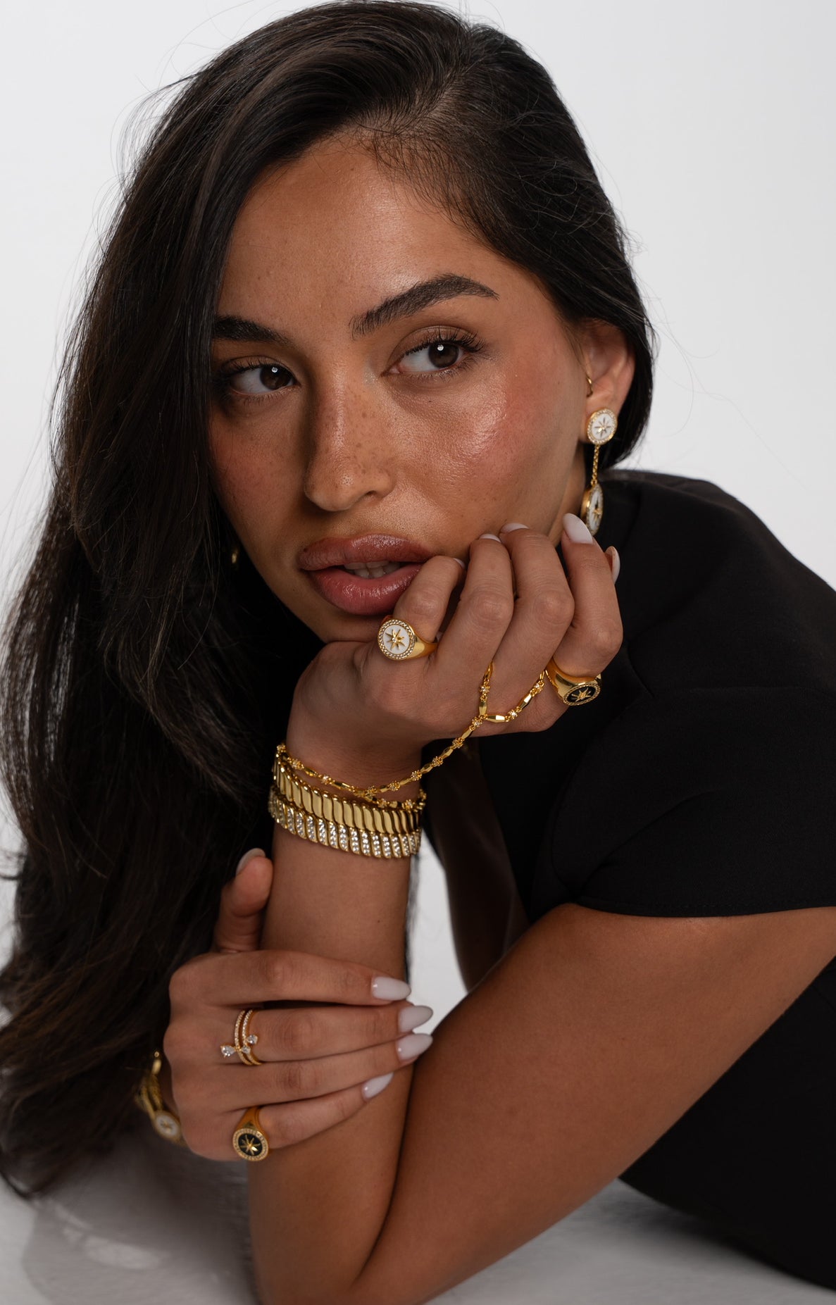 Sunset sand Gold- hand chain